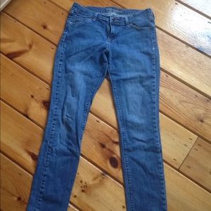 Old Navy Sweetheart Jeans